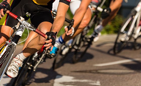 Trainingsfahrt von Radfahrern: Wer haftet bei einem Unfall?