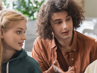 Freunde-Gruppe-574446818-DP-HayDmitriy