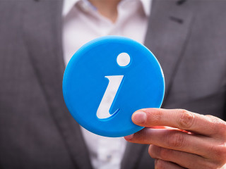 Anzugtraeger-Info-200480893-FO-Andrey-Popov