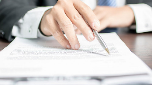 Anzugtraeger-Vertrag-222609851-FO-ngad