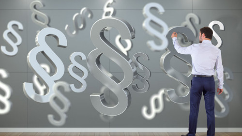 Anzugtraeger-Paragrafen-161259218-FO-sdecoret