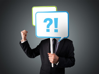 Anzugtraeger-Schilder-Grundsatzdebatten-66574271-FO-ra2-studio