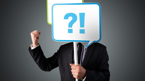 Anzugtraeger-Schilder-Grundsatzdebatten-66574271-FO-ra2-studio