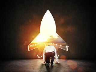 Rakete-Anzugtraeger-Startbahn-227350735-FO-alphaspirit