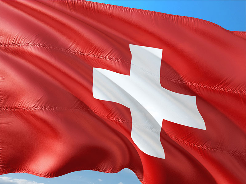 Schweizer-Flagge-2684766-PB-RonnyK