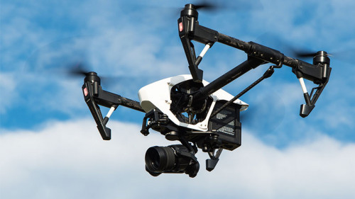 Drohne-mit-Kamera-1080844-PB-Powie