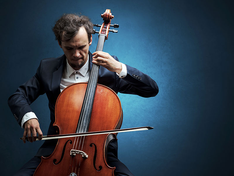 Mann-Cello-193093670-FO-ra2-studio