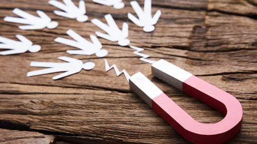 Magnet-Personen-Ausschneider-169075889-FO-Andrey-Popov