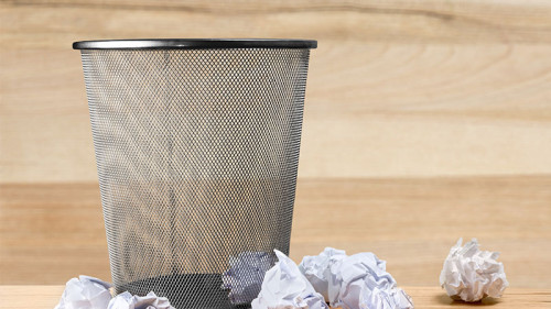 Papierkorb-222572535-FO-BillionPhotos-com