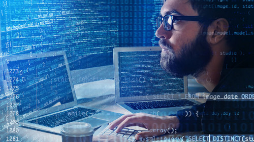 Mann-Computer-Code-192900764-FO-Africa-Studio