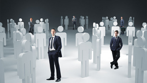 Anzugtraeger-28713218-FO-Tommi