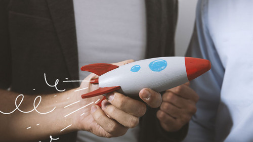 Maenner-Rakete-222927429-FO-alphaspirit