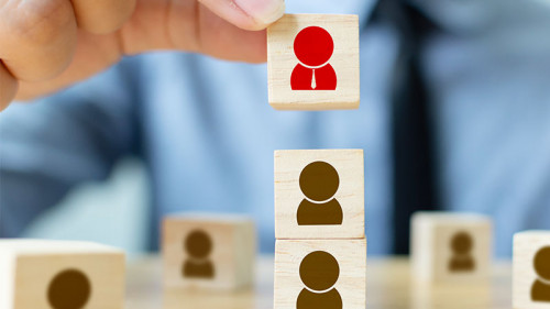 Anzugtraeger-Baukloetze-Koepfe-221518441-FO-Monster-Ztudio