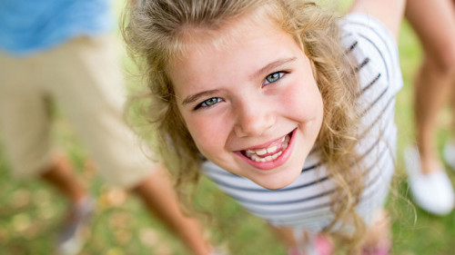 Eltern-Tochter-181451016-FO-Robert-Kneschke