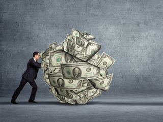 Anzugtraeger-Dollar-Kugel-45654460-FO-Sergey-Nivens