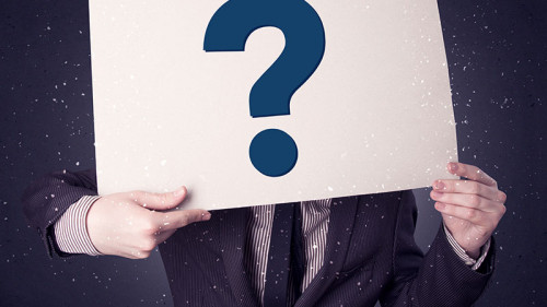 Anzugtraeger-Papier-Fragezeichen-226160808-FO-ra2-studio