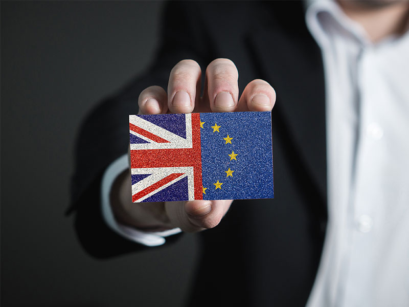 Anzugtraeger-Brexit-3870554-PB-TheDigitalArtist