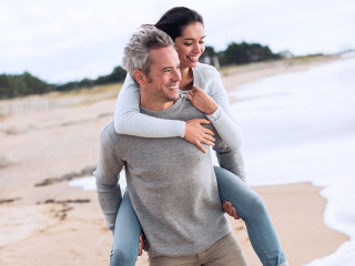 Paar-Strand-169809032-FO-jackfrog