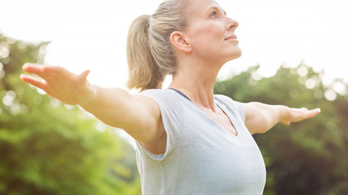 Frau-Yoga-152605182-FO-Rido