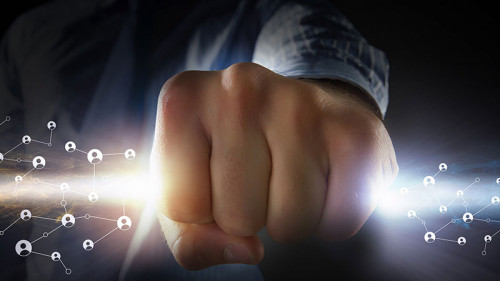 Hand-Netzwerk-137473305-FO-Sergey-Nivens