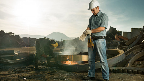 Arbeiter-76248227-FO-shotsstudio