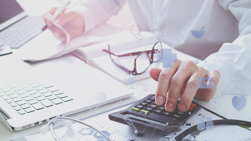 Aerztin-Taschenrechner-Stethoskop-179180115-FO-everythingpossible