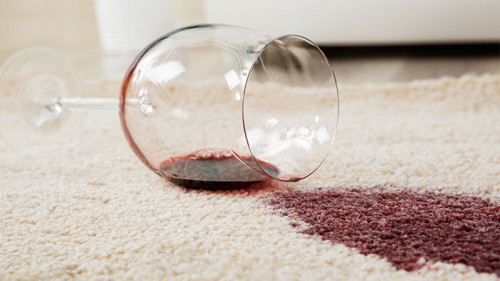 Weinglas-Teppich-133137164-FO-Andrey-Popov