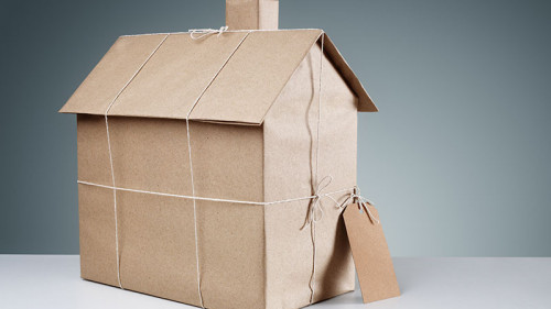 Haus-verpackt-73362209-FO-Brian-Jackson