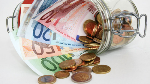 Bargeld-Einmachglas-15681416-FO-Deminos