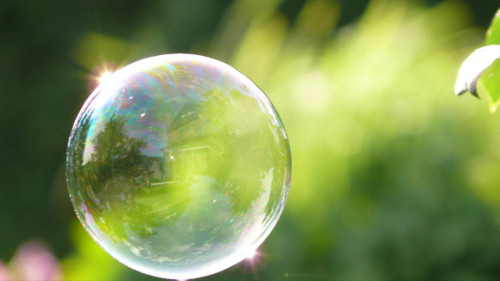 Seifenblase-Fotolia_5681170-Stephanie Bandmann.jpg