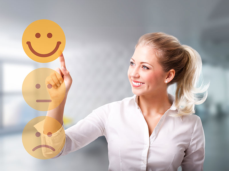 Anzugtaregerin-Smileys-202354524-FO-fotogestoeber