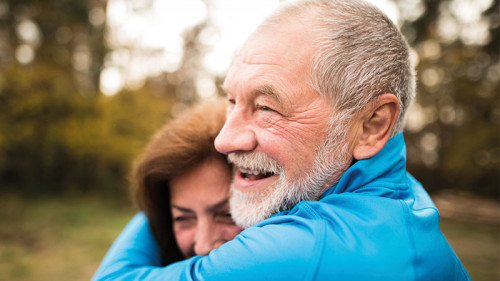 Senioren-Paar-125400648-FO-Halfpoint