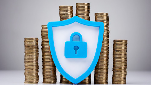 Muenzstapel-Schild-Schloss-223710502-FO-Andrey-Popov