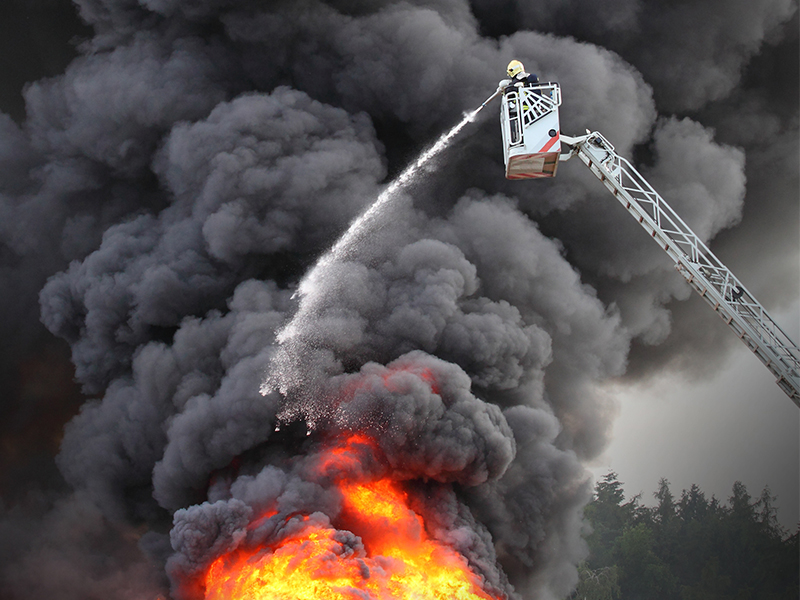 Feuer-Feuerwehrmann-66227685-FO-Kletr