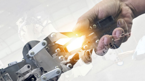 Handshake-Roboter-Hand-152185296-FO-zapp2photo