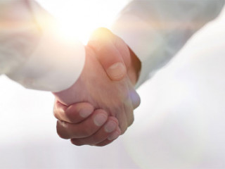 Hand-196489879-FO-ASDF