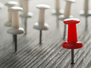 Stecknadel-138568668-FO-Alexander