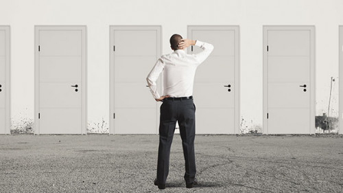 2019-08-13-Person-Türen-53508631-FO-alphaspirit