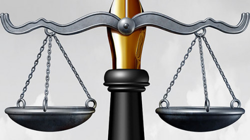 Waage-an-Fueller-138635749-FO-freshidea