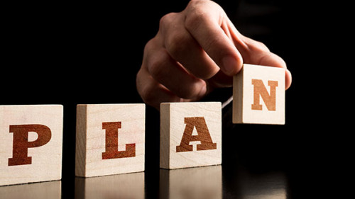 2019-08-16-Hand-Business-Plan-72809811-FO-Gajus