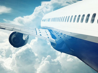 2019-08-16-Flug-über-den-Wolken-45478975-FO-lassedisgnen