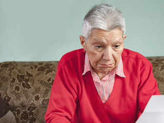 Seniorin-Papier-156355199-FO-Teodor-Lazarev