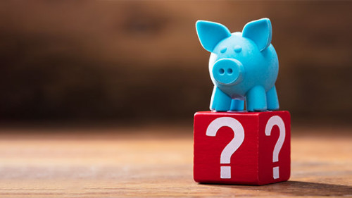 Schwein-auf-Fragezeichen-Wuerfel-188808142-FO-Andrey-Popov