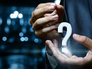 Anzugtraeger-Fragezeichen-223738232-FO-natali-mis