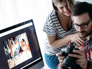 Fotograf-Frau-283949052-FO-nd3000