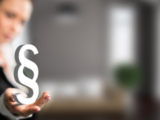 Anzugtraegerin-Paragraf-157433581-FO-fotogestoeber