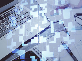 Laptop-Papier-Gehirn-282591418-AS-peshkova