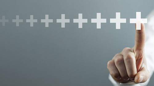 Hand-Pluszeichen-278871272-AS-andranik123