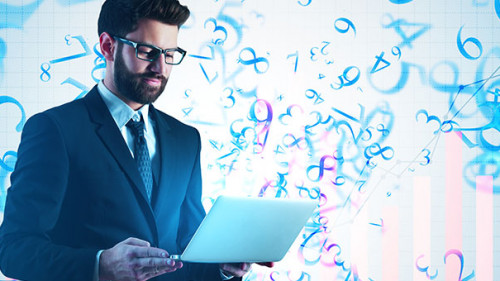 Anzugtraeger-Laptop-Zahlen-184033890-AS-peshkova