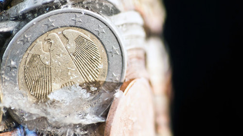 Euro-gefroren-26042375-AS--kirill-makarov